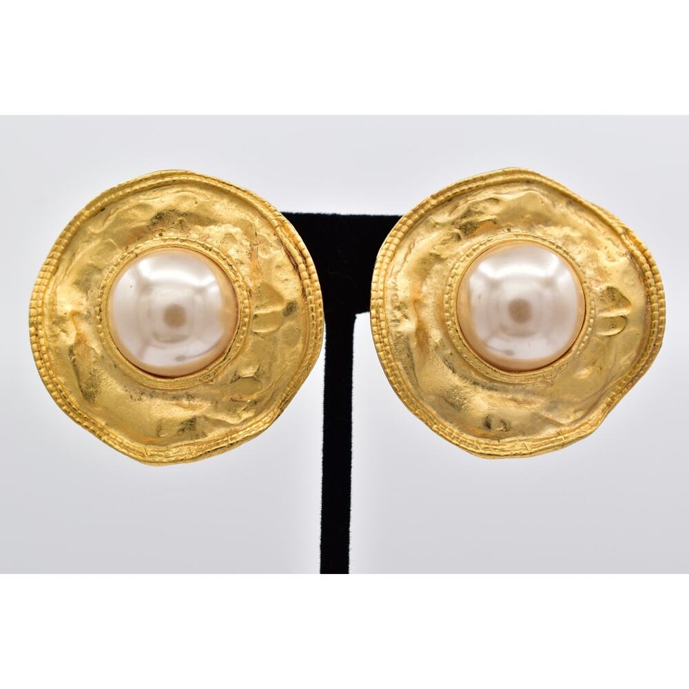 Vintage Hammered Brushed Gold Pearl Clip On Earrings Round Bold Chunky 80s BinAF